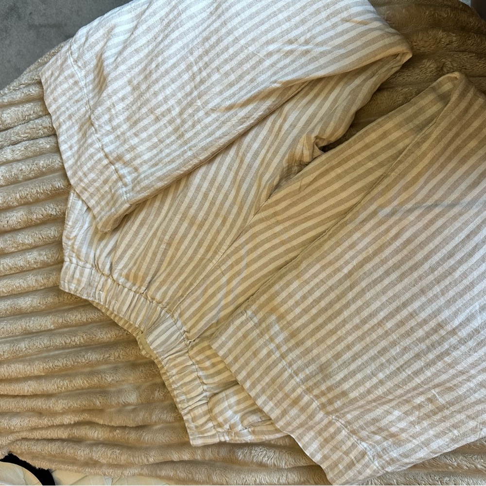 Abercrombie & Fitch Beige and White Striped Linen Pants